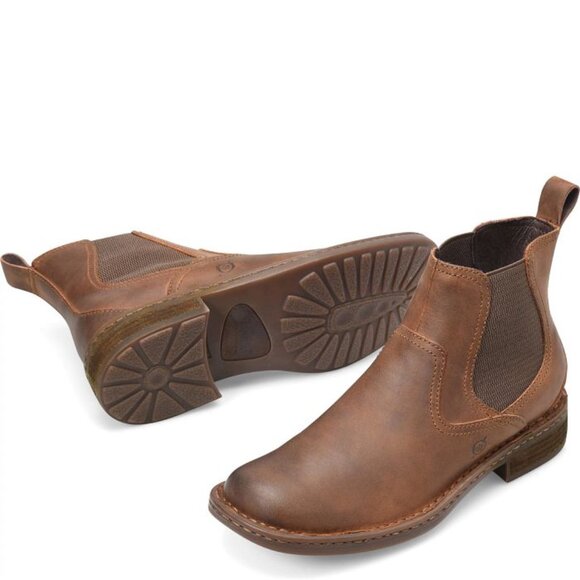 Born Hemlock Chelsea Boots Grand Canyon Tan Leather Handcrafted Comfort Size 9M main image 5